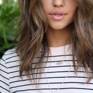 Meet your Posher, Lina